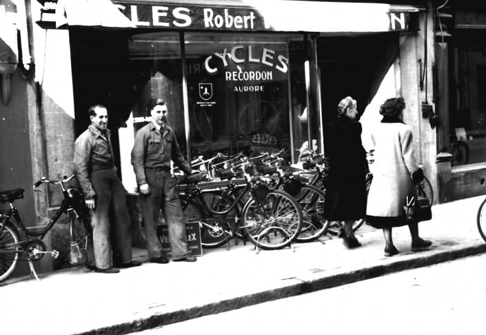 Archives Yverdon-Revue pour Pro vélos 012 Rue de la Plaine mars 1950